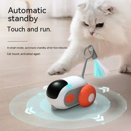 Intelligent Sports Car Cat Toys Télécommande électrique Toy Car Cats chiens Toys Self Boredom Teaser Cat Stick Pet Supplies 240401