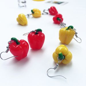 Intéressant boucles d'oreilles poivron rouge pour femmes résine drôle nourriture légume bijoux Unique fête boucle d'oreille cadeau d'anniversaire