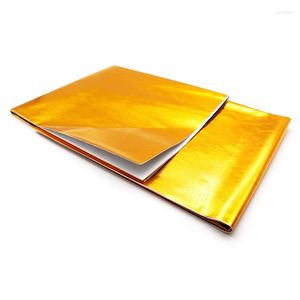 Interieuraccessoires 50x50cm 100x100 cm zelfklevende reflecterende gouden high -temperatuur uitlaatscherm wikkel tape isolatie stickers auto