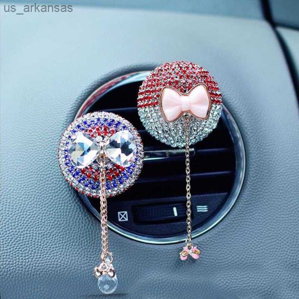 Decoraciones interiores Salida de aire del coche perfume coche aromaterapia clip mariposa cristal con incrustaciones de diamantes de imitación pieza de fragancia sólida accesorios interiores 0209 L230523