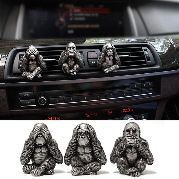 Decoraciones interiores Adorno de rejilla de ventilación de coche Estatua de orangután de resina personalizada Decoración automotriz creativa PR Venta