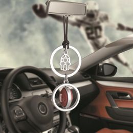 Décorations d'intérieur Ornements de voiture Amour Rugby Football américain avec mains Pendentif Auto Rétroviseur Décoration Dangle Garniture Accessoires