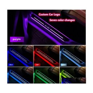 Interieurdecoraties Motoers LED Auto deur grenzen decoratie lichten USB Scuff Plate Pedaal Sill Pathway Licht voor de meeste voertuigen Cu Dhlgg