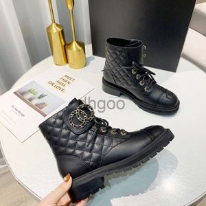 Interlocking Black Ankle Biker chunky platform flats combat Boots low heel lace-up booties leather chains buckle women luxury designers shoes factory Footwear
