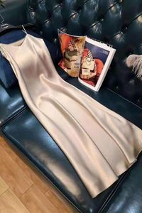 Internet Celebrity High-End Hangzhou Satin Dress Tide Summer Nieuwe Acetate Midi Slim Slip Dress