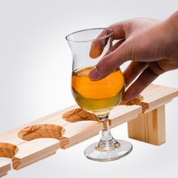 Internet Celebrity Pub Tulip Craft Brew Beer Glass 3 of 4 stuks ingesteld met houten tuimelaarhouder Steins Pilsner Glasses Cup voor bar