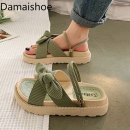 Sandales Internet Sandias de Tacon 68 Femmes Chaussures Summer Fairy Style Améliorez la plate-forme étudiante de mode Roman Lady Sands Flat Shoe 230807 202