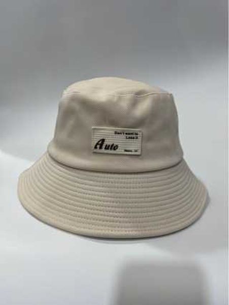 Chapeau de pêcheur avec étiquette triangulaire inversée pour femme, couple tendance, protection solaire et parasol, version coréenne, polyvalent, visage uni, Internet, bol rouge pour homme