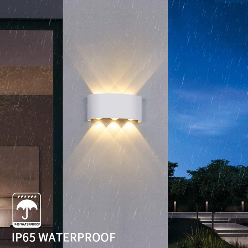 IP67 Lampada da parete a LED per esterni Impermeabile su e giù Illuminazione luminosa Decorazione da giardino AC85-265V Applique da parete per soggiorno camera da letto