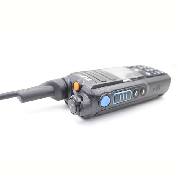 Envío gratuito IP67 Walkie Talkie DMR Radio digital Banda dual 144 / 430MHz Transceptor UV MD2017 + cable USB