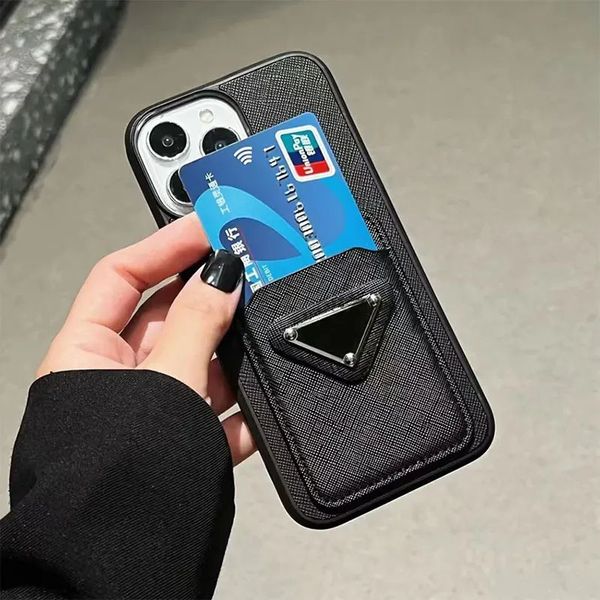 Funda para iPhone 14 Plus 13 Pro Max Fundas para teléfonos celulares de diseño para Apple 12 11 XR XS 15 8G Impresión de cuero de PU de lujo Cubiertas de parachoques traseras móviles en relieve Botones individuales cromados