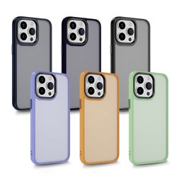 iPhone 15 14 13 Pro Max telefoonhoes voor Apple 12 plus matte huidvriendelijke hoekkussende kleurrijke individuele metalen knopriem gat Coque Fundas mobiele achteromslag
