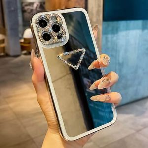 iPhone 15 Pro Max Designer Diamond Phone Case para Apple 14 Plus 13 12 11 Luxury Bling Rhinestone Glitter Cromado Espejo Cuerpo completo Espumoso Contraportada Coque Fundas Pic1