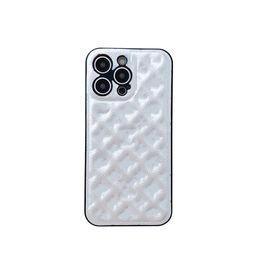 IPhone 15 Pro Max Designer Flower Phone Case pour Apple 14 13 12 11 Luxury Pu Leather Chumper-Pattired Full-Body Floral Imprime en relief en relief Coque Fundas White