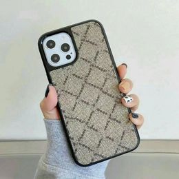 iPhone 15 Pro Max Designer Phone Case pour Apple 14 13 12 11 XS XR Samsung Galaxy S23 S22 Note 20 Ultra Luxe PU Cuir Floral Damier Back Cover Coque Fundas G Gris