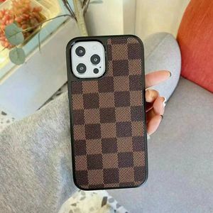 IPhone 15 Pro Max Designer Téléphone pour Apple 14 13 Samsung Galaxy S24 Note 20 Ultra Luxury Pu Leather Floral Checkerboard Back Coque Cooque Fundas Brown Warkerboard