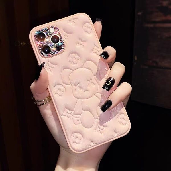 Funda para iPhone teléfono de diseñador 13 oso violento cuero en relieve 12/13 pro max 11 G16O