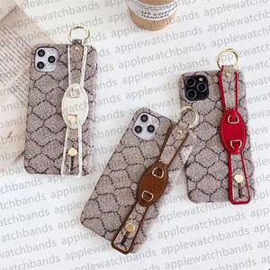 Funda para iPhone Funda para teléfono con pulsera de diseñador para iPhone 15 Pro Max Fundas Apple iPhone 14 13 12 11 Pro Max XR XS Max 7 8 Plus 14 Plus 15 Plus Funda de lujo con monograma