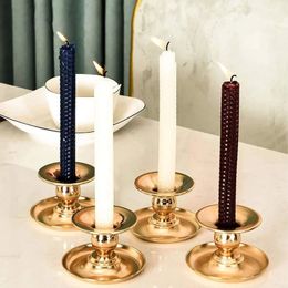 Bougette d'artisanat rond en fer créatif simple tasse romantique table décoration décoration de tige de cire de base de base de base 240410