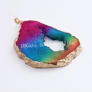 Irregualr geverfd regenboog natuurlijke agaat quartz geode druzy rock hanger kettingen kleurrijke holle chakra helende kristal Drusy edelsteen plak met vergulde rand