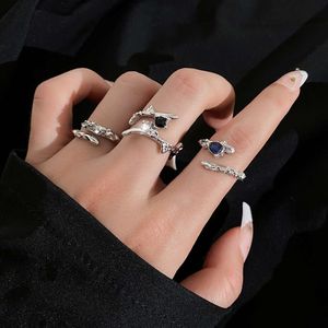 Onregelmatige driedelige dames Instagram Trendy en uitbijterontwerp met hoogwaardige diamantset voor wijsvinger gepersonaliseerde open ring