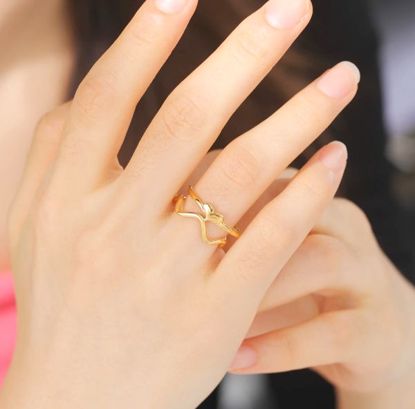 Anillo de onda Irregular para mujer, anillos de dedo geométricos minimalistas de Color oro amarillo de 14k, regalo de joyería de moda 2024