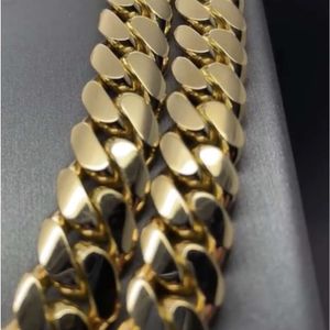 Italiaanse 10k echte gouden kettingen armbanden ringen hangers oorbellen gemaakt in Italië (39 USD per gram 30 gram Moq) Fedex VS Canada