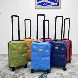 Banque de bagages de boîtier endommagé italien hommes Femmes Travel Spinner Scustages de grande capacité Colorful Mot Mot de passe Boarding Luggage 20