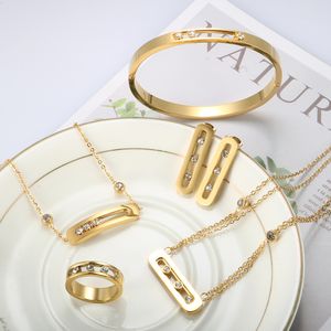 Italiaanse gouden kleur oorbellen en ketting armband sieraden set nieuw design hanger met armband ring voor feestcadeaus