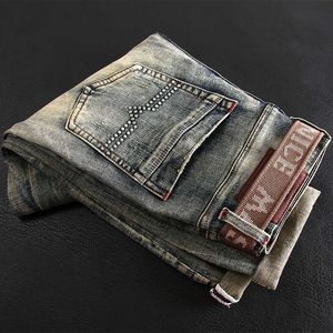 Pantalones vaqueros de estilo italiano a la moda para hombre, pantalones vaqueros informales de diseñador Vintage rasgados elásticos Retro de alta calidad SKPK