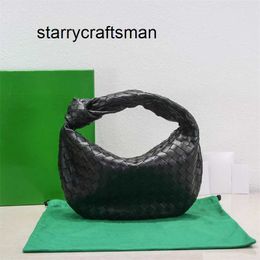 Italie Botteg Venet Leather Hangbag Jodie Handbag Quality Quality Teen Bag 36cm Real Medium Black Purse Triangle Zipper Classic Hobo Shopping