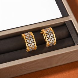 Italië Craft Stud Star dezelfde stijl geborstelde oorbellen vrouwen ingesteld met zirkon hollow out gouden/zilveren kleur bijpassende mode sieraden