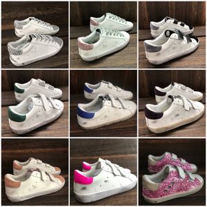 Italie Brand Baby Boy Girl Sneakers Golden Super Ball Star Shoes Sequin Classic White Leather Do Old Dirty Designer Children Kids Superstar Casual Shoe Nouvelle saison
