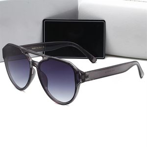 Italie design 0105 lunettes de soleil pour hommes et femmes nuances miroir carré lunettes de soleil UV conduite lunettes no box213P