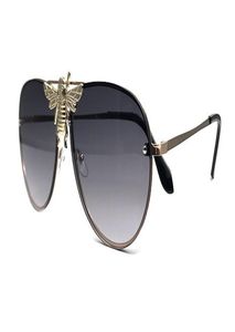 Italie Luxury 2238 Lunettes de soleil Men de la marque Femmes de marque populaire Style d'été de mode avec l'objectif de protection UV de haute qualité W3791358