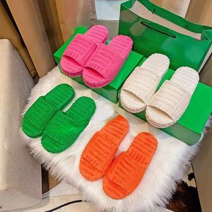 Italië luxe Designer Vrouwen Slippers Mode Groene Handdoek Katoen Slides Slijtage Sandalen klassieke dame Platte Hak Slippers Slipper 35-42