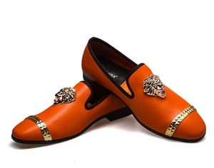 Italië Nieuw modestijlontwerp Bright Face Buckle en Gold Metal Leather Shoes Heren Casual Flats Party Wedding Men Loafers 7171