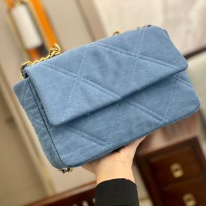 Italie Femmes Bicolore Denim Matelassé 19 Sacs Classique Moyen Flap Grande Capacité Matériel En Métal Doré Bandoulière Épaule De Luxe Designer Sacoche Sacs À Main 26X16CM