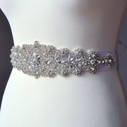 Couleur Ivory Fabriqué à la main Crystal Mariage Bridal Sash Nouveau 2019 Luxurious Satin Wedding Belts Hot Vendre des chutes de mariage 276C