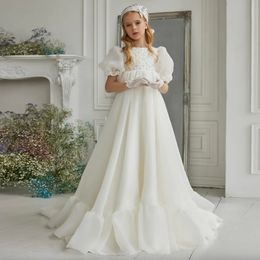 Ivoorbloem Vintage Girls -jurken voor bruiloft gezwollen Kinderen Kinderen Eerste Communie Jurken Reffles Organza Infant Dooping Dress