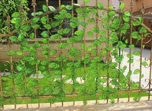 Fleur artificielle Feuille de soie de qualité supérieure pour clôture, plante artificielle laisse la fenêtre du balcon, canal de climatisation Décoration Décoration de guirlande