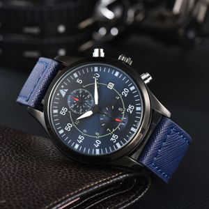 Iwcity Watch Men kijken luxe heren grote piloot horloges auto mechanische uhren super lichtgevende datum horlogemen lederen band met originele doos 88f4