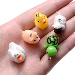 iyoe 10pcs mélange la résine animale charmes perles de poulet tortue pighog anedhog tarms pour faire des fournitures de bijoux