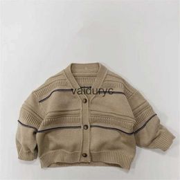 Jackets 2023 Autumn Nieuwe Ldren Lange mouw Gebreide Cardigan Dikke warme babymeisjes gebreide jas Cotton Boys Jacket Sweater Kinderkleding H240508