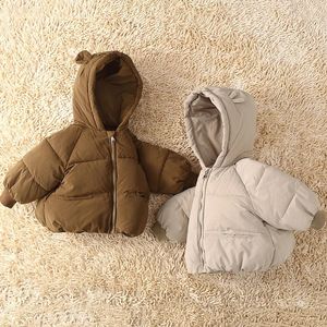 Jassen 2023 Babyjas Winter verdikte dons Meisjes Jongens Pluche Warme Bovenkleding Kinder Effen Katoenen Parka's Met Capuchon Sneeuwpak 231118