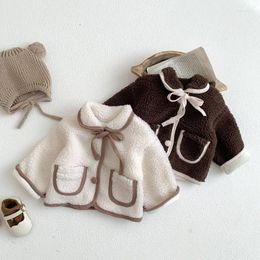 Chaquetas 2024 Otoño Invierno abrigo de bebé nacido niño niña lana de cordero chaqueta cálida bolsillo cárdigan de terciopelo prendas de vestir ropa para niños