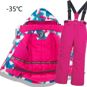 Jassen -30 Kinderwinter waterdichte warme jas met capuchon jas broek voor jongens meisje kinderen tieners kleding snowboard ski sneeuwpak set 231109