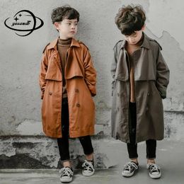 Chaquetas 6 16y Kids Trench Coat Primavera Otoño Niños Chaqueta Abrigo Manga larga Turn Down Collar Niños Cortavientos Top Ropa Hy79 231207