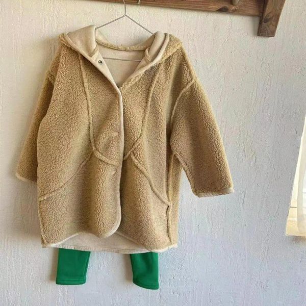 Chaquetas 7822 abrigo coreano para niños 2024 moda de invierno ropa Mao compuesta de gamuza larga de doble cara para niña