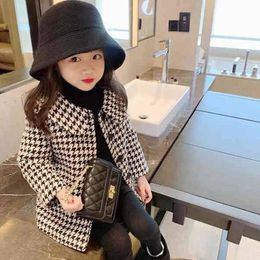 Jassen Herfst En Winter Kinderkleding Koreaanse Revers Mode Overjas Kinderen Stijl Baby Meisjes Halflange Warme Jassen 231128